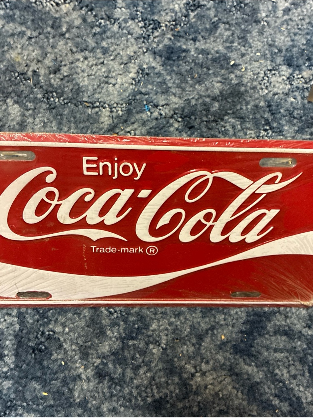 Coca-Cola Red and White Tin License Plate Sign Tag NEW in plastic 1998 vintage - Picture 4 of 4